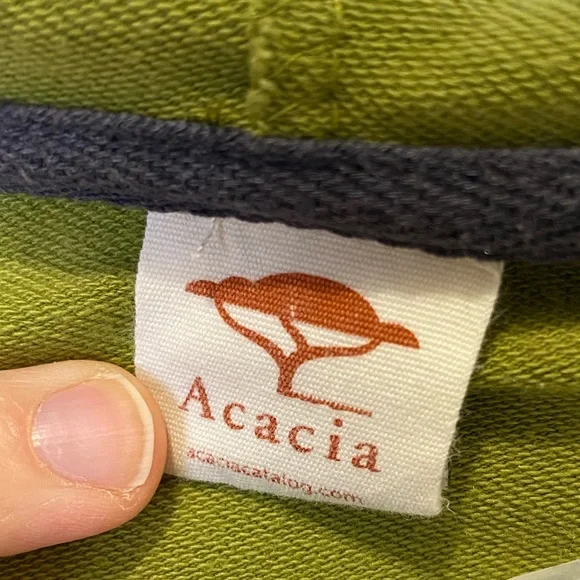 Acacia Hooded Long Sleeve V neck Top - Picture 4 of 5